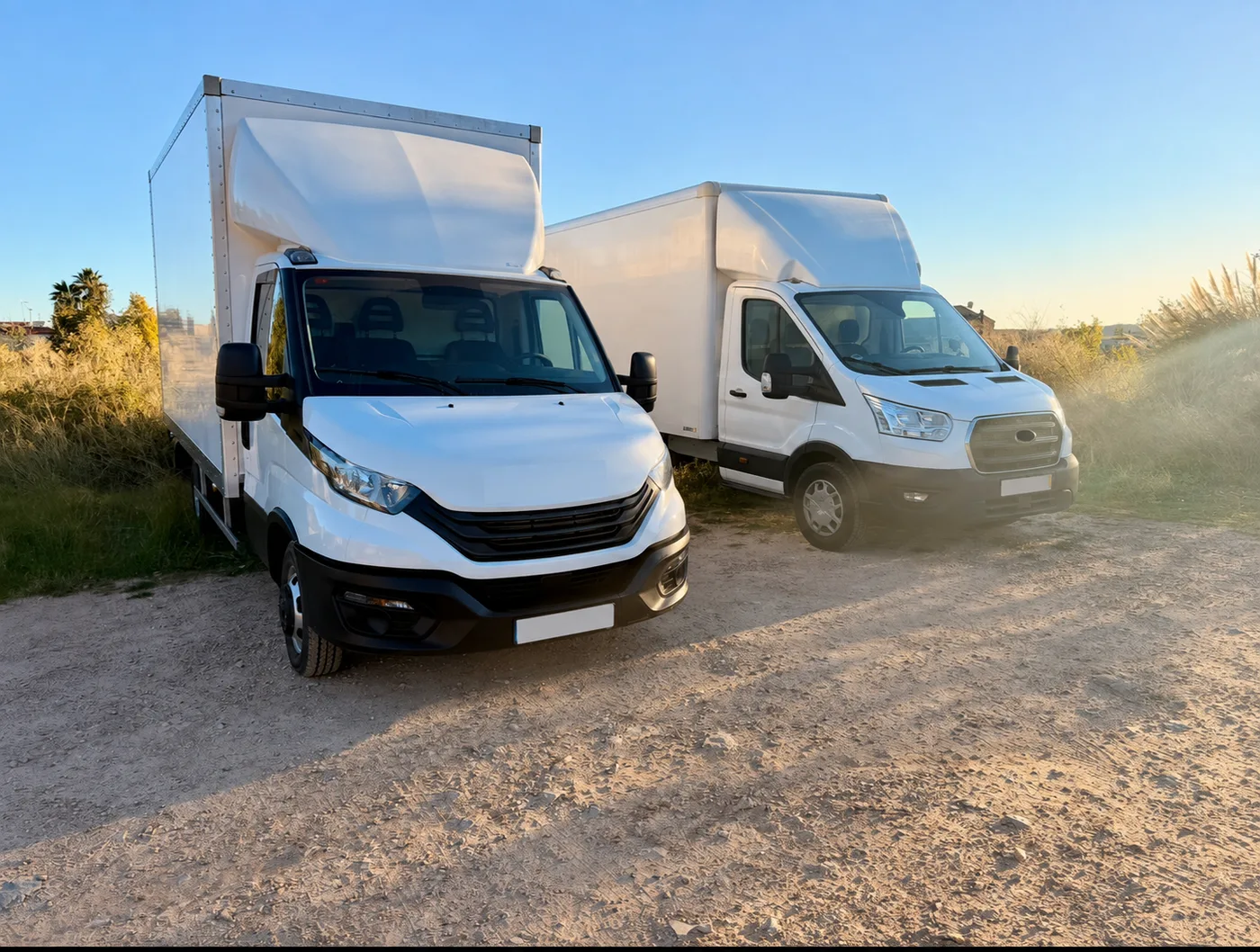 Furgonetas de gran volumen de On Set Transporte para transporte exprés